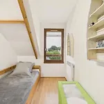 Maison Vue Pour 2 Adultes Et 2 Enfants