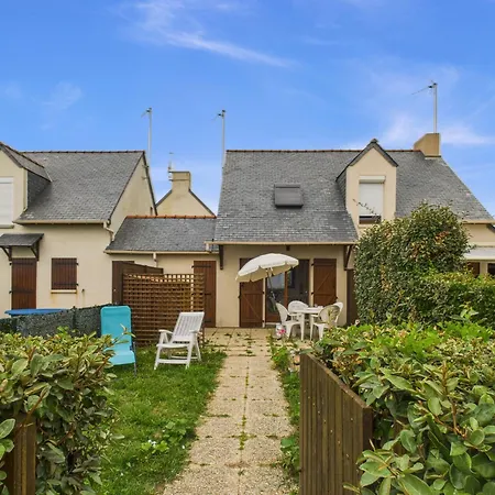 Maison Vue Pour 2 Adultes Et 2 Enfants