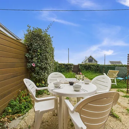 Maison Vue Pour 2 Adultes Et 2 Enfants بيت للعطل