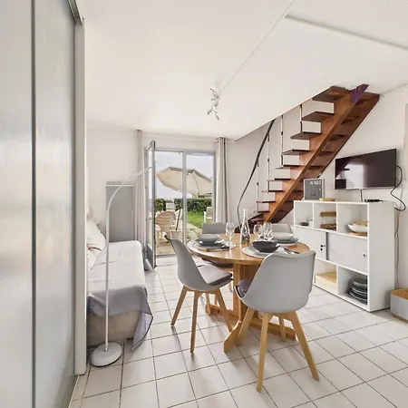 Maison Vue Pour 2 Adultes Et 2 Enfants Tatil Evi